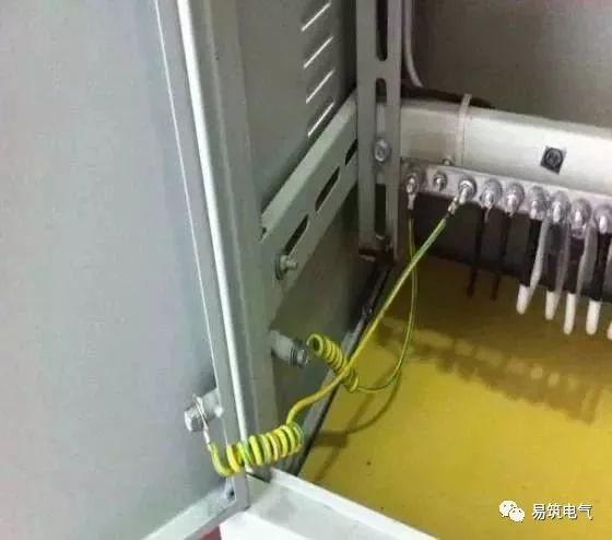 配電箱的布線和安裝的通用標(biāo)準(zhǔn)是什么?我們應(yīng)該注意哪些問(wèn)題?圖片和文本的詳細(xì)說(shuō)明