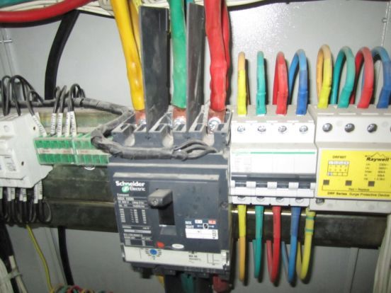 《建筑電氣工程施工質(zhì)量驗收規(guī)范》GB50303-2015 配電箱(機(jī)柜)安裝詳細(xì)說明!